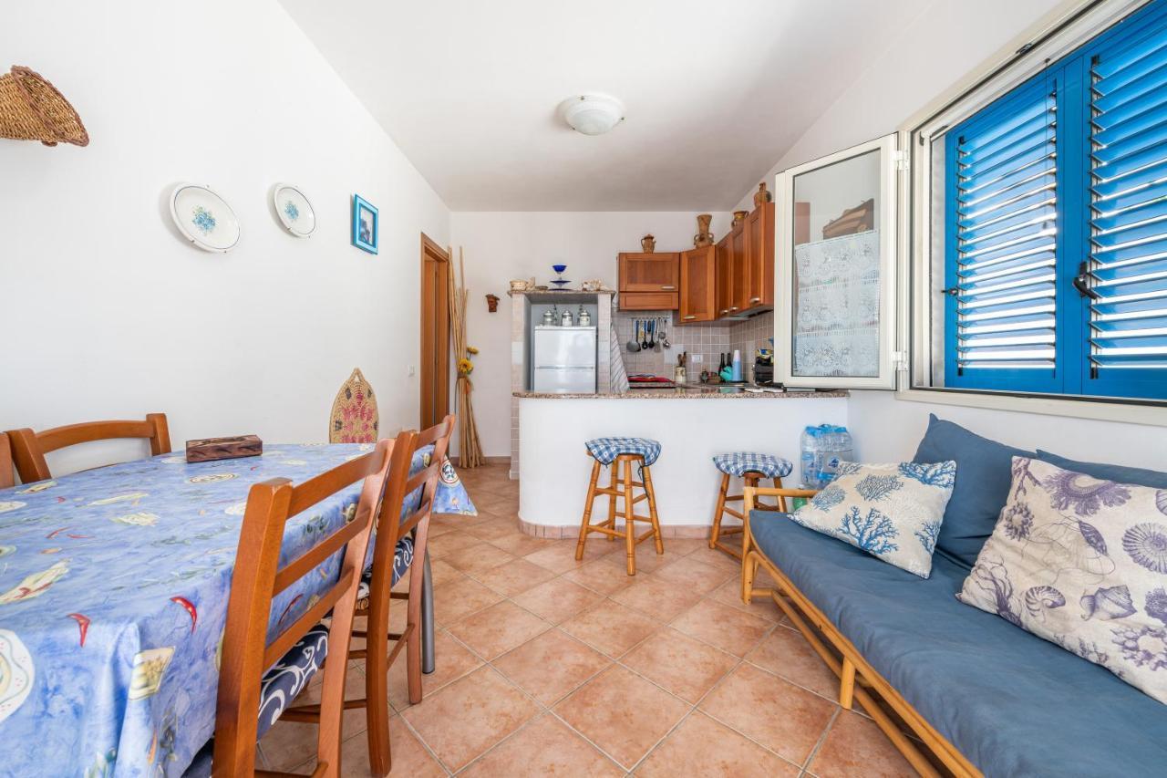Casa Vacanze 21 Aprile - T Calasetta Extérieur photo