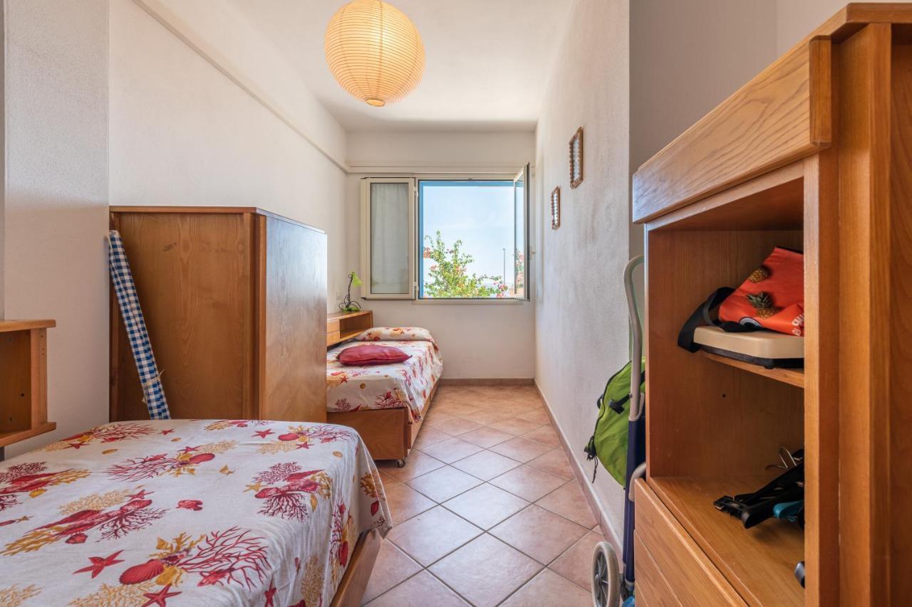 Casa Vacanze 21 Aprile - T Calasetta Extérieur photo